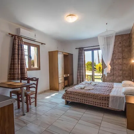 Mirage Arillas Type B15 公寓